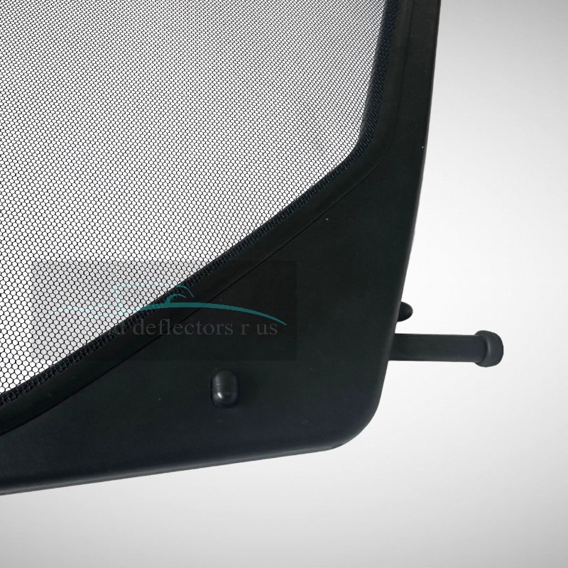 Bmw 1 deals series wind deflector